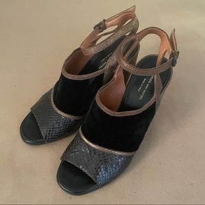 Dries Van Noten Metallic Gold & Bronze Chunky Heels size 8 / 38.5